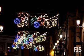 La Navidad ya ilumina Telde/Francisco Javier Santana y Antonio Alí.